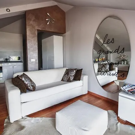 Cute & Cozy Terrace Lejlighed *